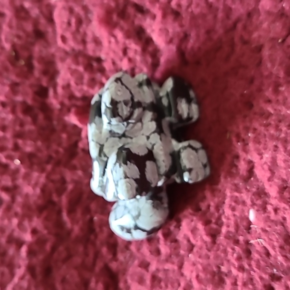 Snowflake Obsidian Turtle - Picture 3 of 4